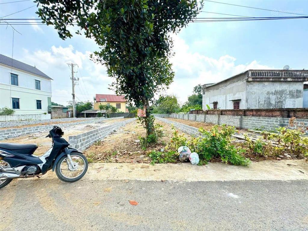 Chính chủ bán lô đất 180m2 chỉ nhỉnh 3 tỷ tại thôn hạnh phúc thị trấn lương sơn tỉnh hoà bình cũ