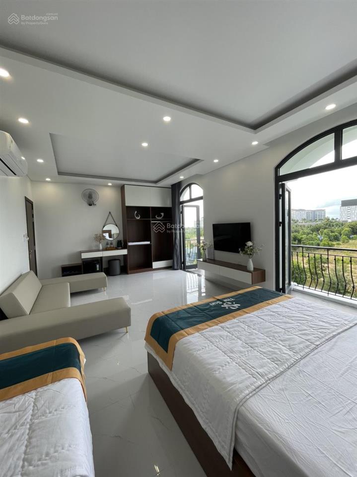 Cần bán căn shophouse tại grand world phú quốc
