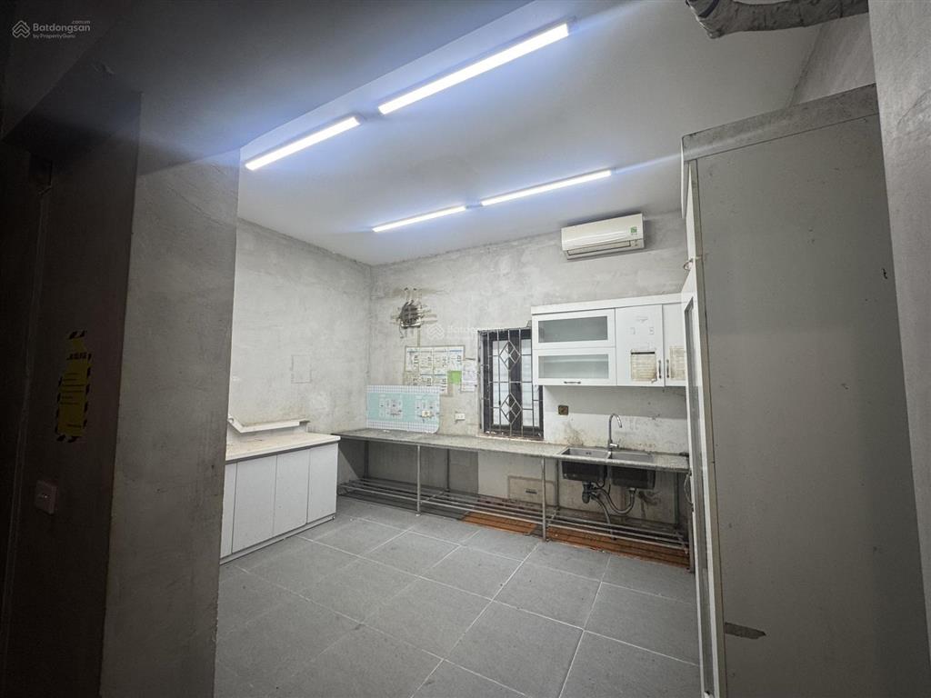 Cho thuê nhà 5 tầng nguyên căn
 địa chỉ  phương quan, an khánh, hn
