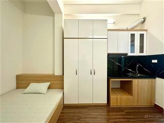 Bán căn hộ dịch vụ phố vũ tông phan, 100m2*9t38 tỷ,thang máy,33 căn hộ, mt18m,kinh doanh,ô tô.