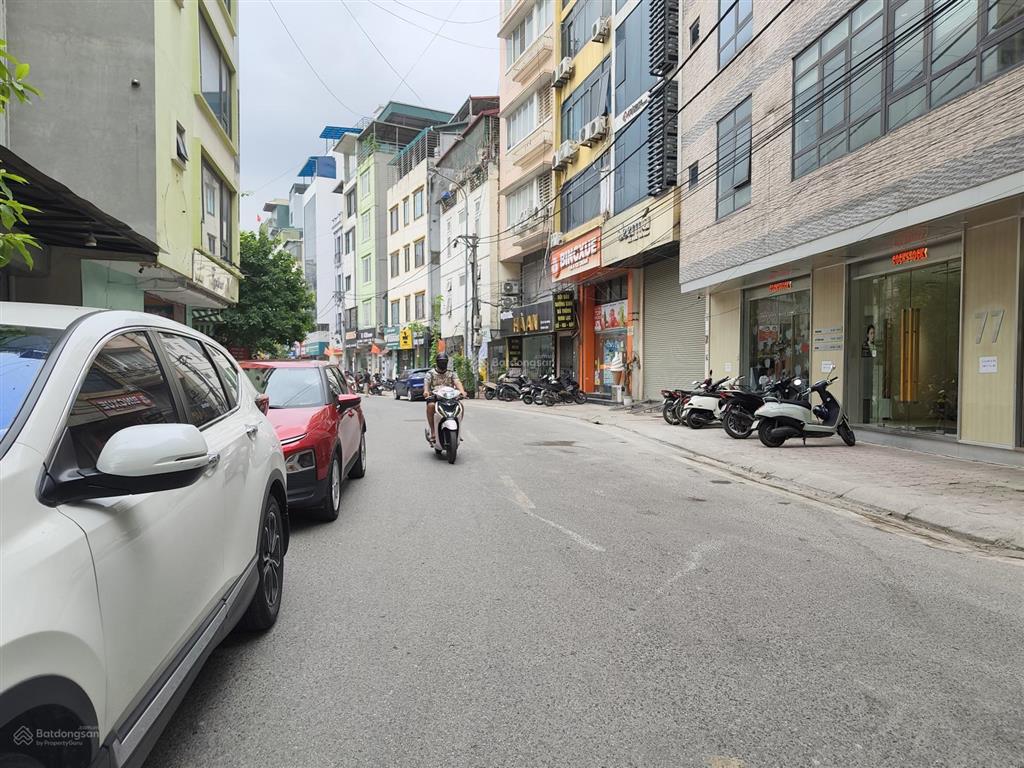 Bán gấp nhà phố tam khương, tôn thất tùng, nhà phân lô ô tô đi, 5 tầng kiên cố, giá tốt, ở ngay.
