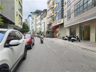 Bán gấp nhà phố tam khương, tôn thất tùng, nhà phân lô ô tô đi, 5 tầng kiên cố, giá tốt, ở ngay.