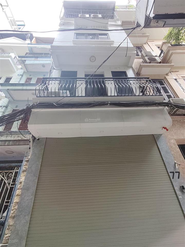 Bán gấp nhà phố tam khương, tôn thất tùng, nhà phân lô ô tô đi, 5 tầng kiên cố, giá tốt, ở ngay.