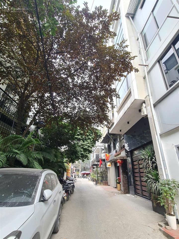 Bán tòa nhà văn phòng đường mễ trì 7 tầng t. máy, mt 5,7m, ô tô tránh đỗ ngày đêm, kd sầm uất