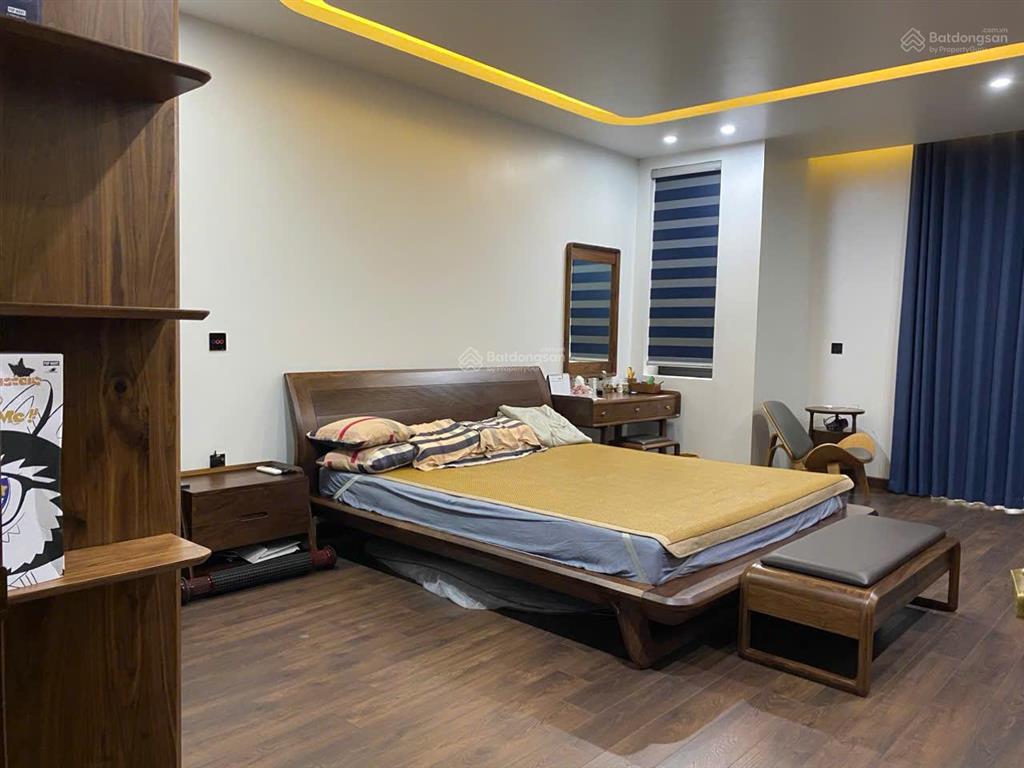 Chuyển sang nước ngoài định cư gia đình cần bán biệt thự ciputra giai đoạn i giá 300tr/