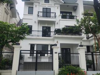 Chủ nhà nhiều tuổi chuyển lên chung cư cần bán biệt thự ciputra 180m 3 tầng giá rẻ