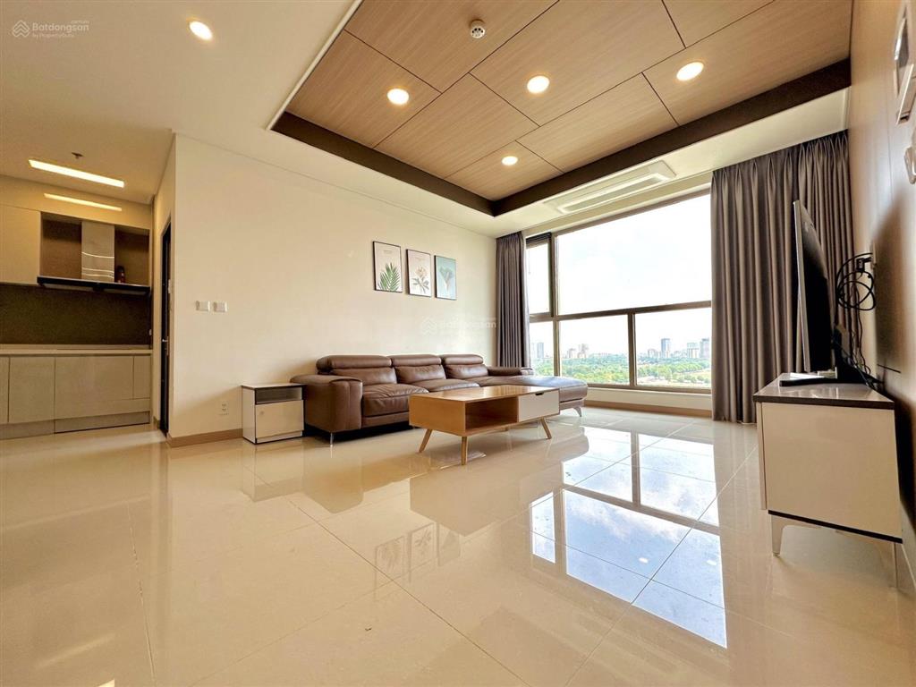 Nhà ở có lộc chuyển sang căn to hơn cần bán căn starlake 2pn 2wc, giá rẻ 0983 486 ***