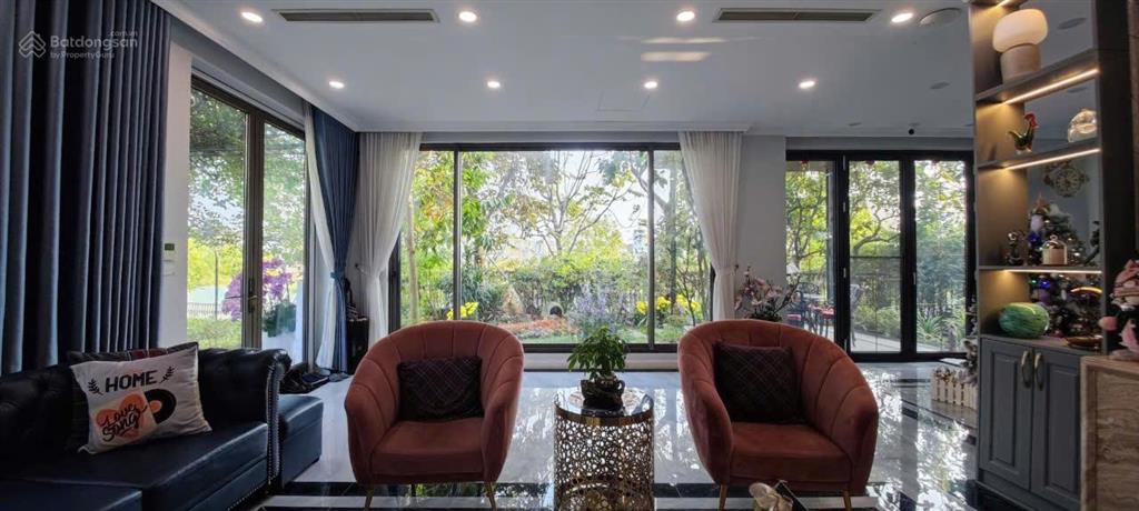 Chuyển qua nước ngoài định cư cần bán biệt thự khai sơn hill 267m 3 tầng giá rẻ