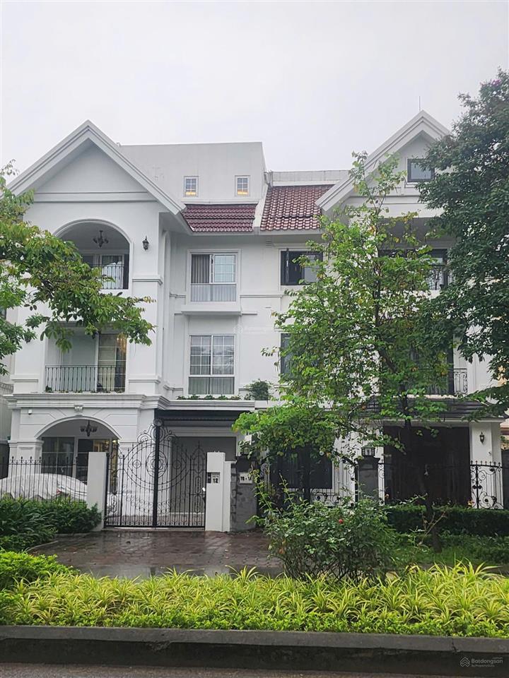 Duy nhất căn biệt thự ciputra giai đoạn 1 gần trường học giá 300tr/m2