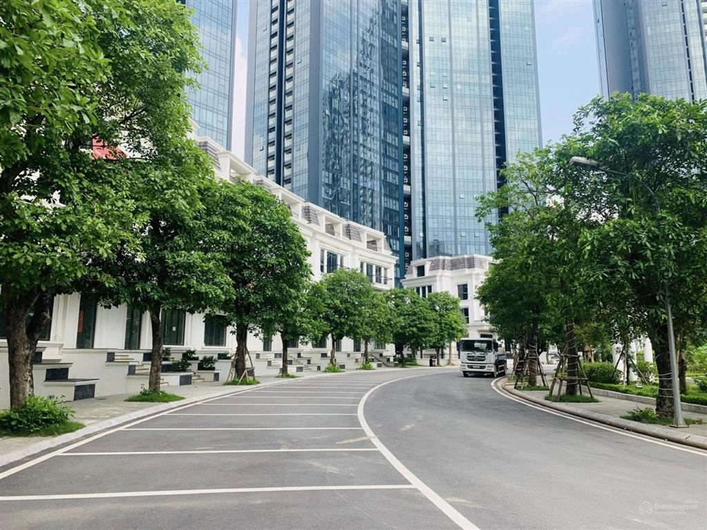 Cho thuê shophouse trong khu đô thị ciputra 185m 4 tầng có thang máy và pccc