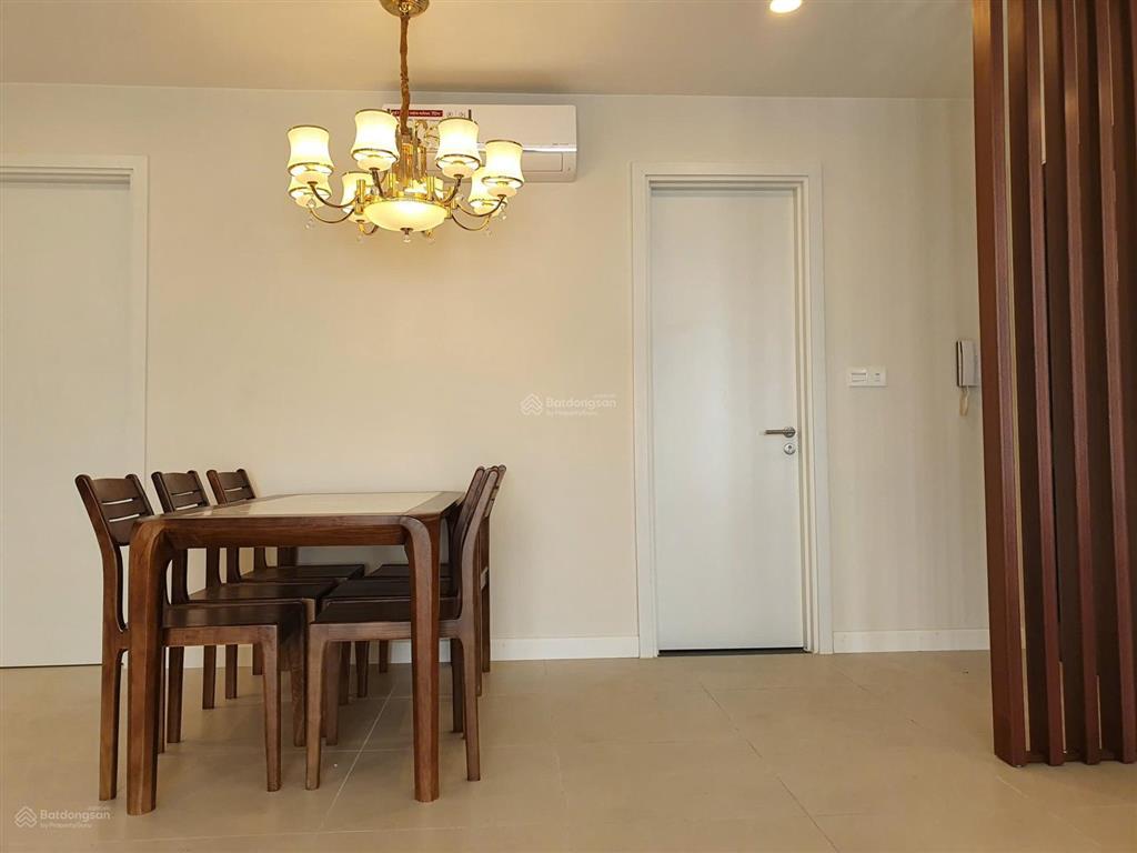 Bán căn chung cư kosmo tây hồ 110m 3pn 2wc view hồ tây nhỉnh 12 tỷ  0983 486 ***