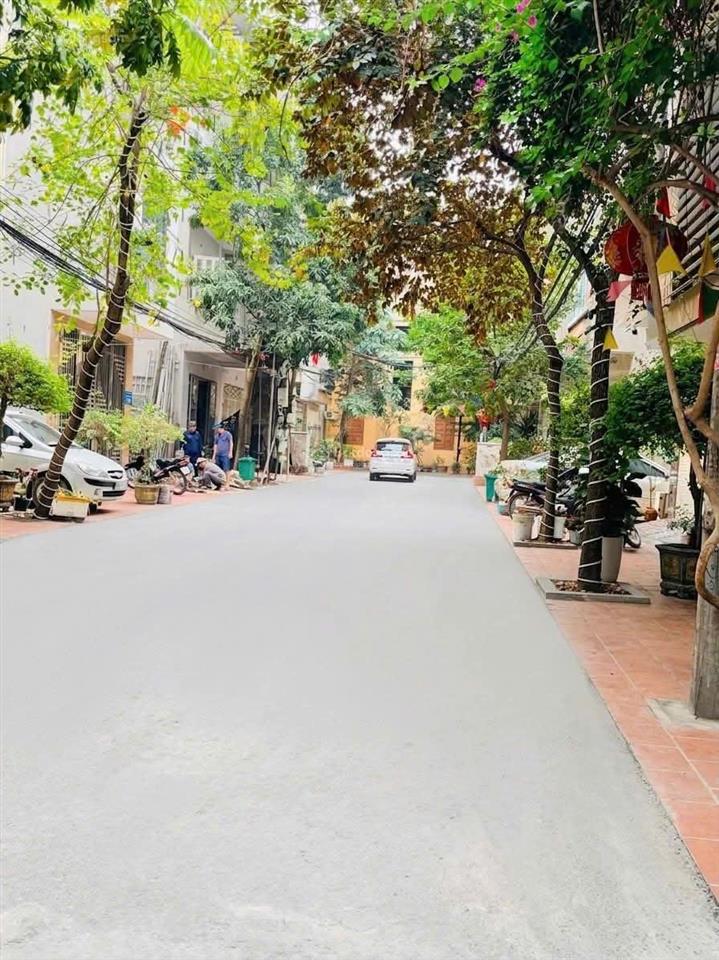 Bán đất đấu giá biên giang 68 m2, 4 tỷ, mt4m, ô tô đỗ.