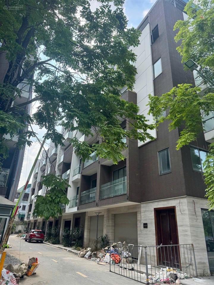 Bán trục chính kinh doanh biên giang 50m2, 3.8 tỷ, mt3.6m, ô tô tránh.