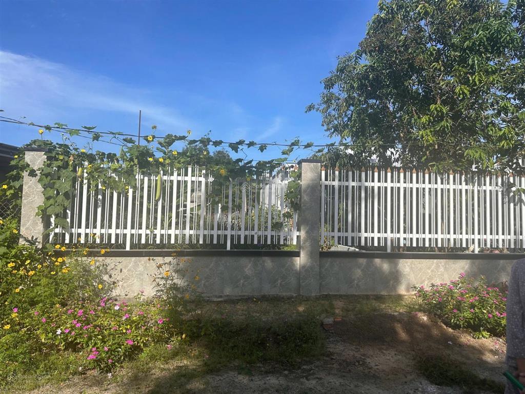 Chủ cần ra nhanh đất full thổ cư bàn cờ cam hiệp nam.  0798 347 ***