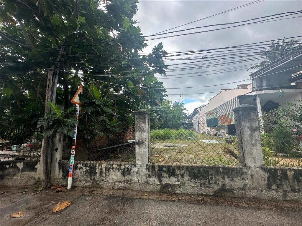 Chủ cần ra nhanh đất bàn cờ cam đức có thổ cư đường nhựa.  0798 347 ***