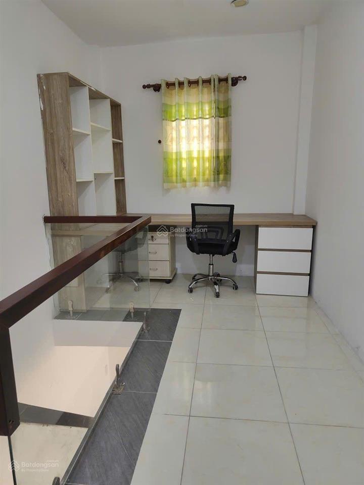Nhà full nội thất ngay chùa phuớc tường
