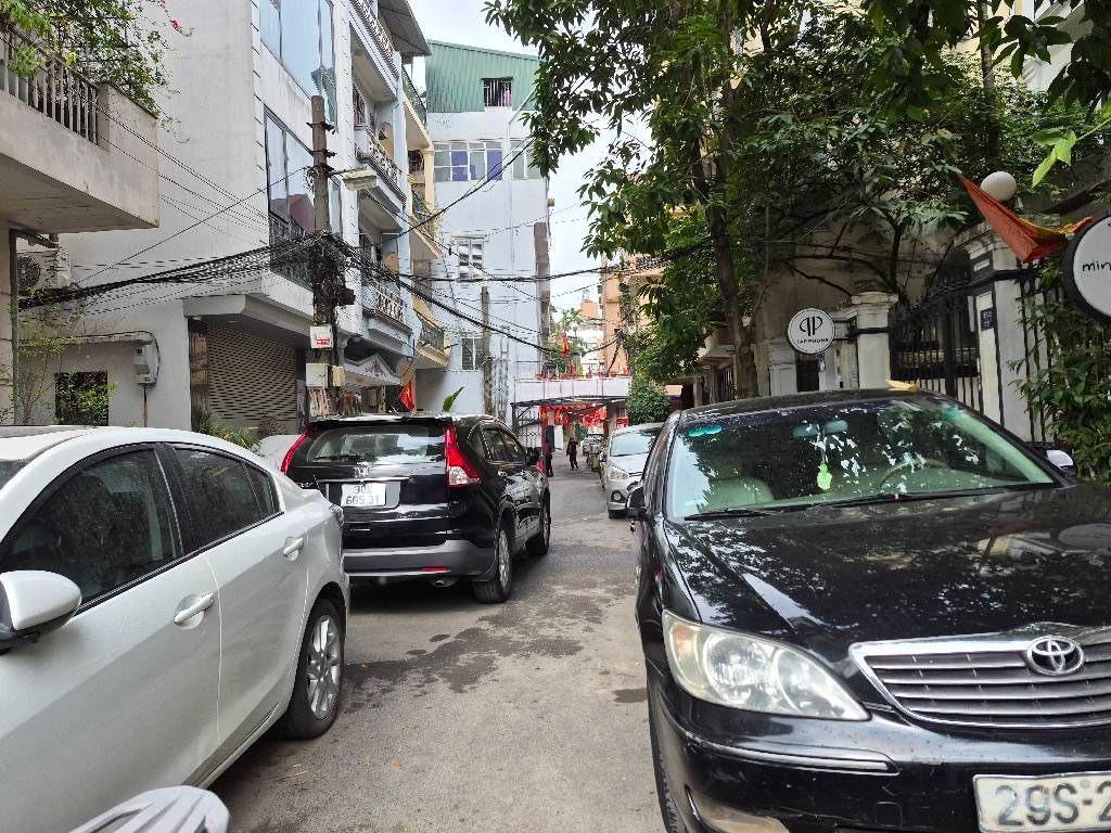 Bán nhà ngay phố ngô thì nhậm hà đông diện tích 50m 5 tầng thang máy ô tô đỗ cửa giá bán 10.7 tỷ