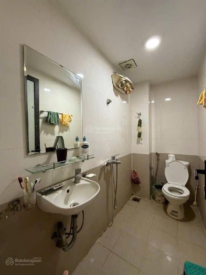 Bán nhà phố lê hồng phong, hà đông, diện tích 38m 4 tầng dân xây, vị trí tốt, ngõ rộng giá 7.3 tỷ