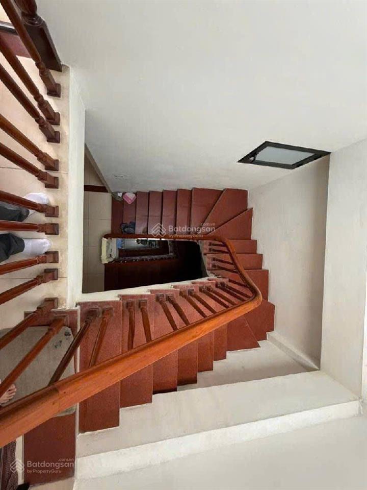 Bán nhà phố lê hồng phong, hà đông, diện tích 38m 4 tầng dân xây, vị trí tốt, ngõ rộng giá 7.3 tỷ