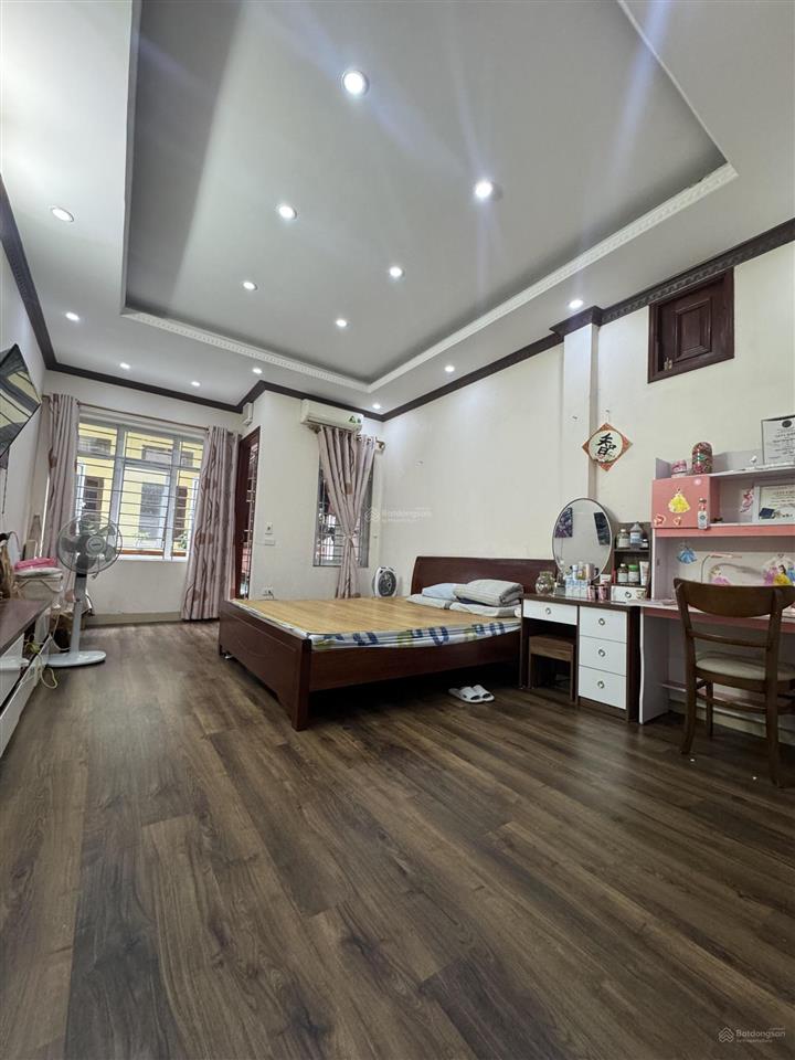 Bán nhà 52m², ngõ 420 khương đình, thanh xuân gần vinhomes royal citycao xà lá nguyễn trãi.