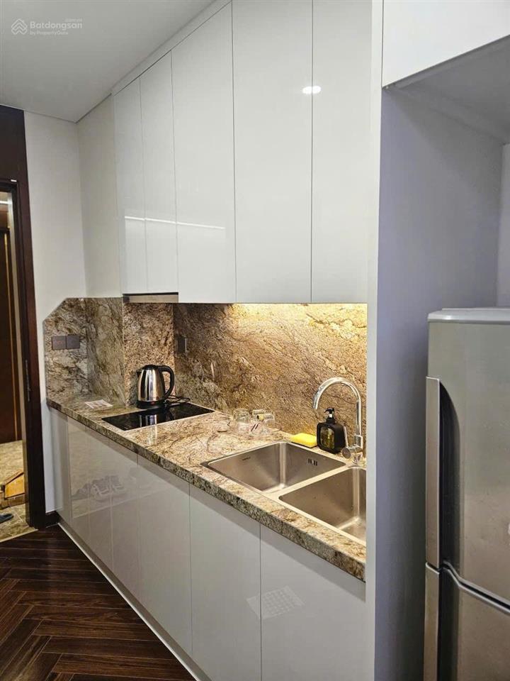 Tôi chính chủ cần bán ch studio 2316 diamond crown  view lê hồng phong full nt, cho thuê 8tr/tháng
