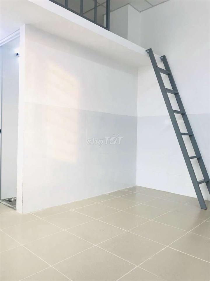 Phòng Trọ NV Quá gần CV PM Quan Trung