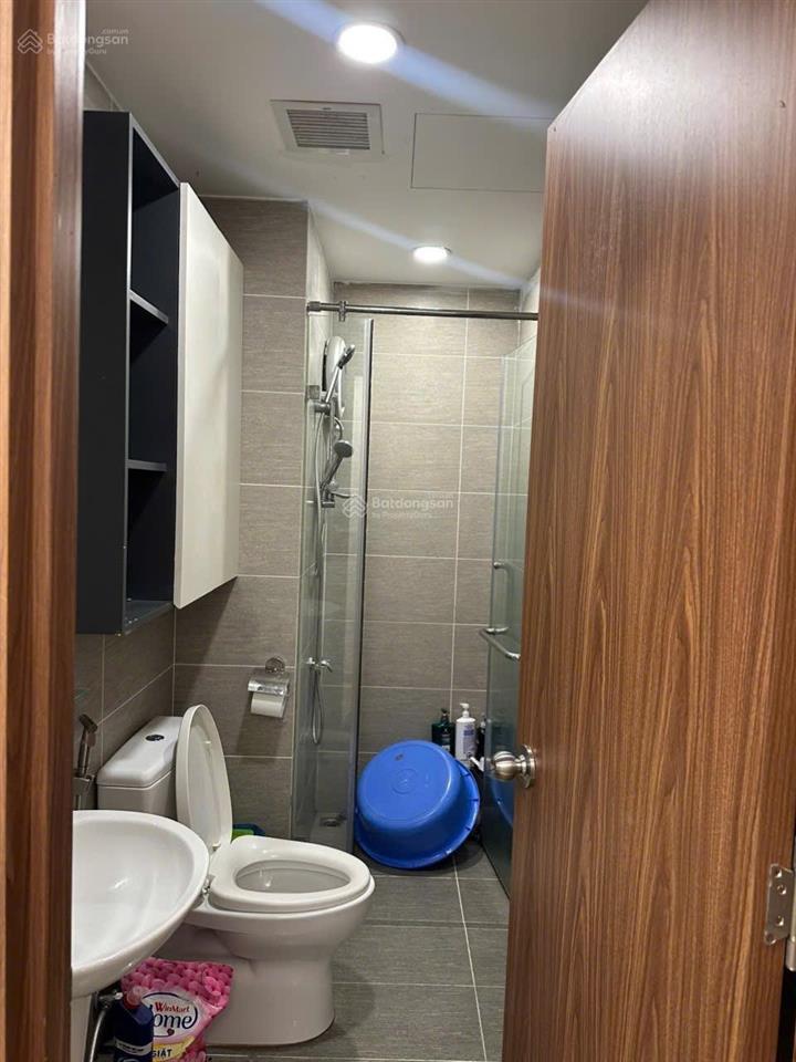 Chính chủ bán căn hộ the pegasuite, 75m2, 2pn, 2wc, full nội thất. đã có sổ hồng