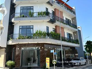 Mua nhà đón tết 2026. nhà gốc 2 mặt tiền đường kinh doanh buôn bán thuận lợi, sân thượng trước sau