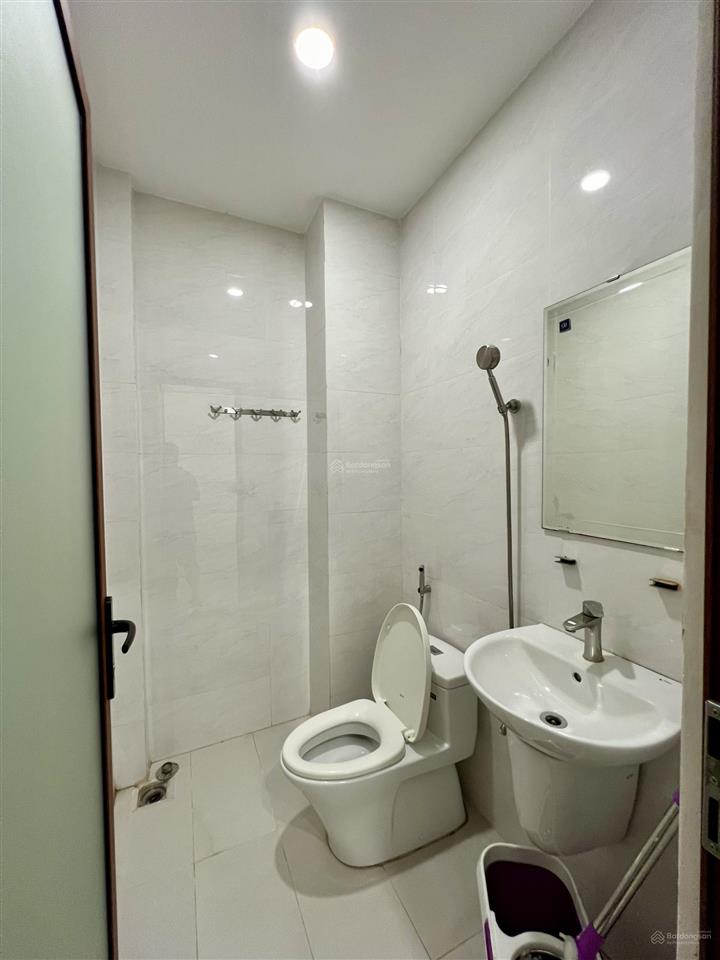 Do nhu cầu mở rộng kinh doanh, cần tìm đối tác sang nhượng mặt bằng với thông tin như sau