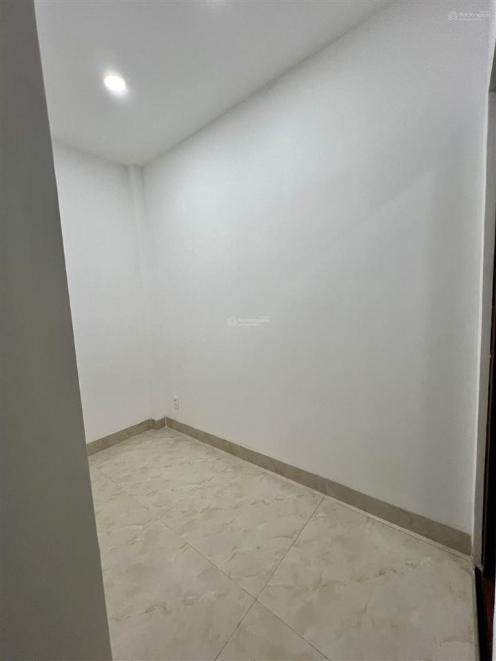 Do nhu cầu mở rộng kinh doanh, cần tìm đối tác sang nhượng mặt bằng với thông tin như sau