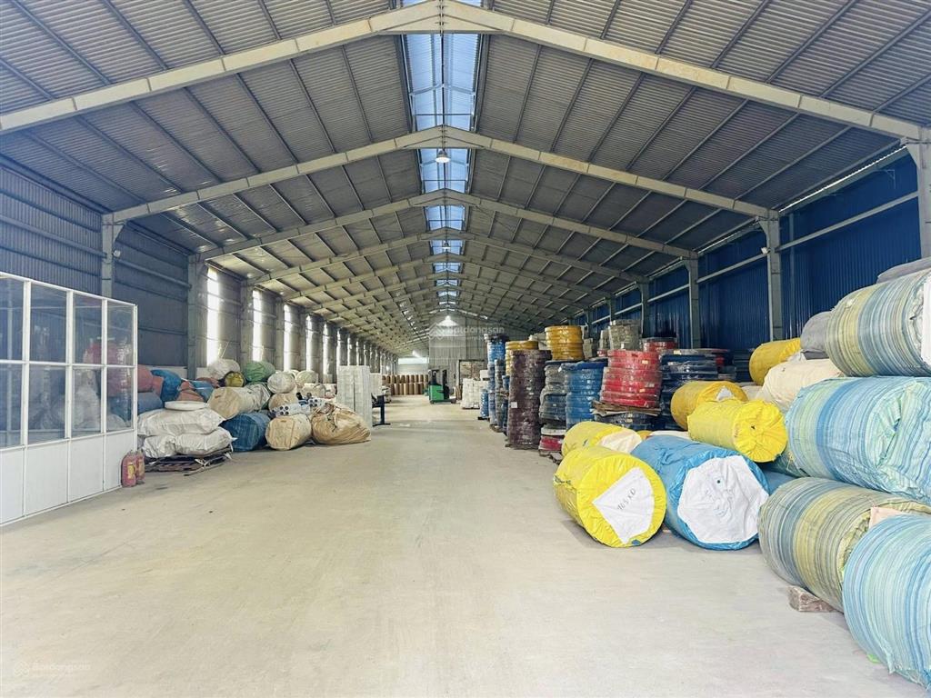 Cho thuê kho 3.100m² phú mỹ, gần cảng cái mép xe container 24/7