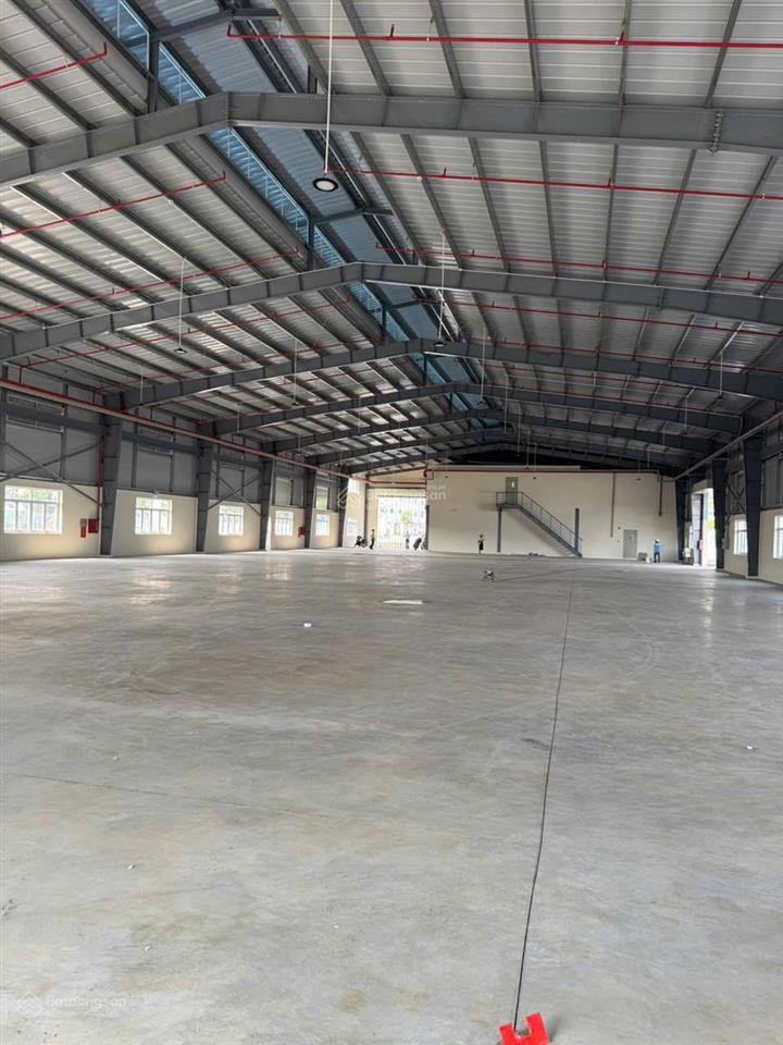 Cho thuê 5000m2 trong khu công nghiệp sonadezi châu đức  xưởng mới 100%