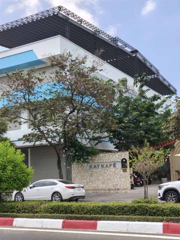 Cho thuê toà nhà mặt tiền 600m2 sàn đường bạch đằng