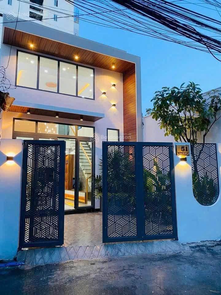 Bán nhà đẹp mặt tiền phạm thế hiển 1 trệt 1 lầu