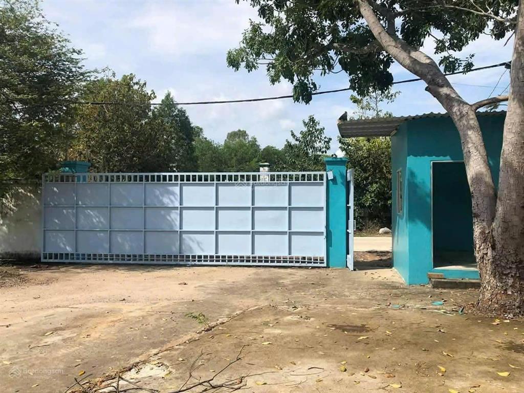 Cho thuê xưởng 1500m2 trạm điện 250kva  gần đường hùng vương  kcn phú mỹ 3