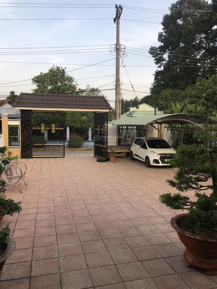 Bán nhà đẹp mái thái 721m2 tại phú an, bến cát, bình dương giá rẻ 10 tỷ