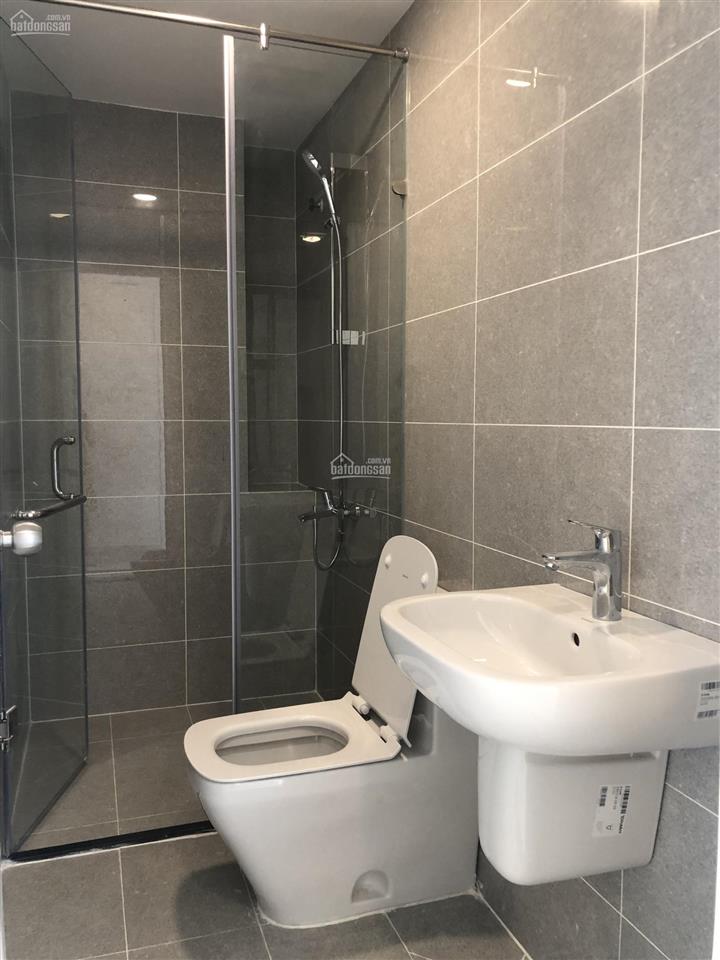 Một căn terra royal duy nhất có giá 5,5 tỷ, hàng giá hot, view thoáng, tầng đẹp.  0935 252 ***