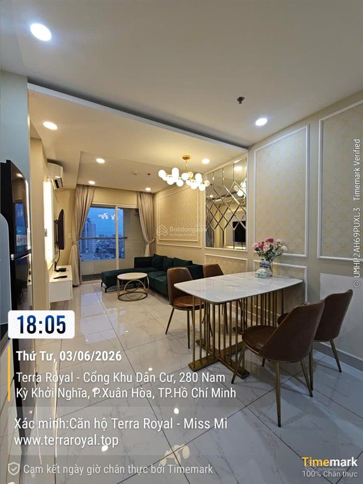 Chủ cần xoay vốn nhanh bán cc quận 3  terra royal 2 phòng ngủ.  chủ đầu tư 0935 252 ***