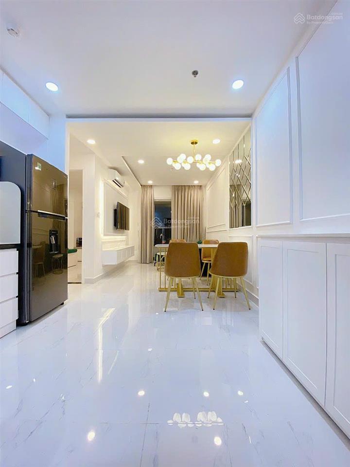 Chủ cần xoay vốn nhanh bán cc quận 3  terra royal 2 phòng ngủ.  chủ đầu tư 0935 252 ***