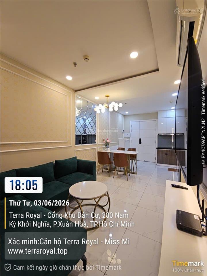 Chủ cần xoay vốn nhanh bán cc quận 3  terra royal 2 phòng ngủ.  chủ đầu tư 0935 252 ***