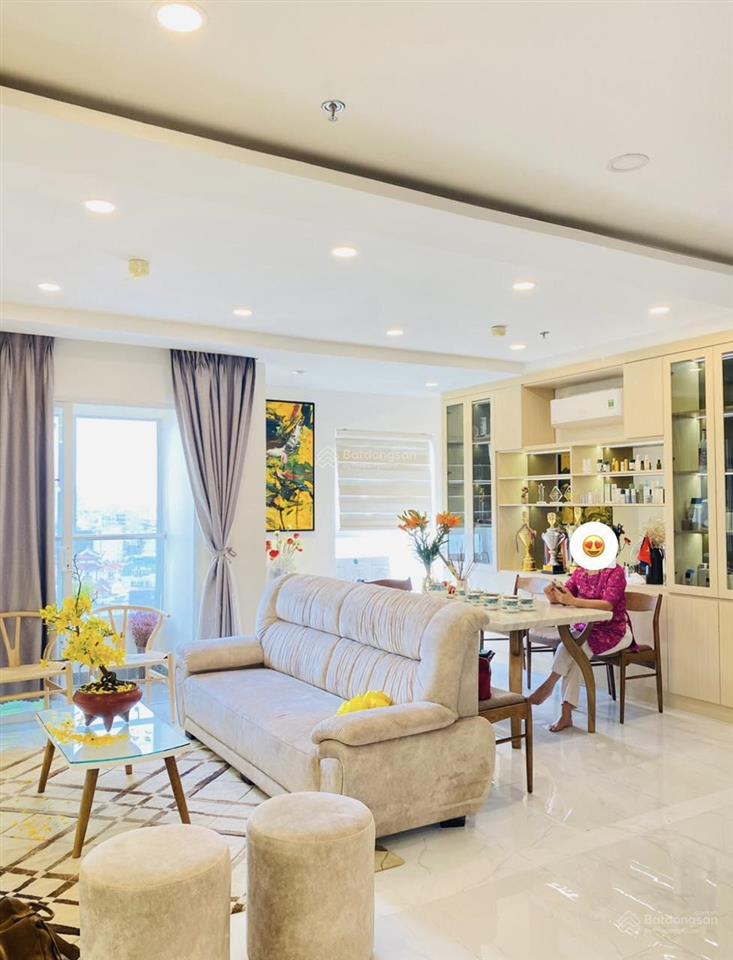 Cho thuê căn hộ 1pn 71.4m2 có đầy đủ nt ở terra, phòng khách siêu rộng và thoáng.  0935 252 ***