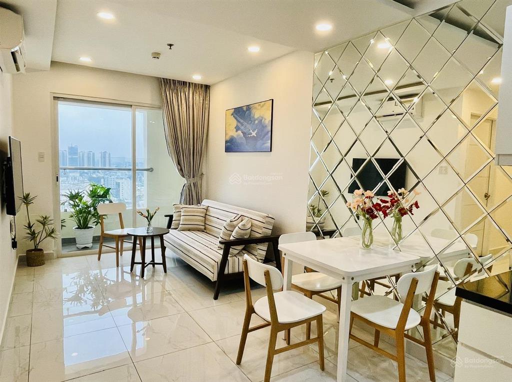 Cho thuê căn hộ 2pn có đủ nội thất  terra royal 280 nam kỳ khởi nghĩa, quận 3   0935 252 ***