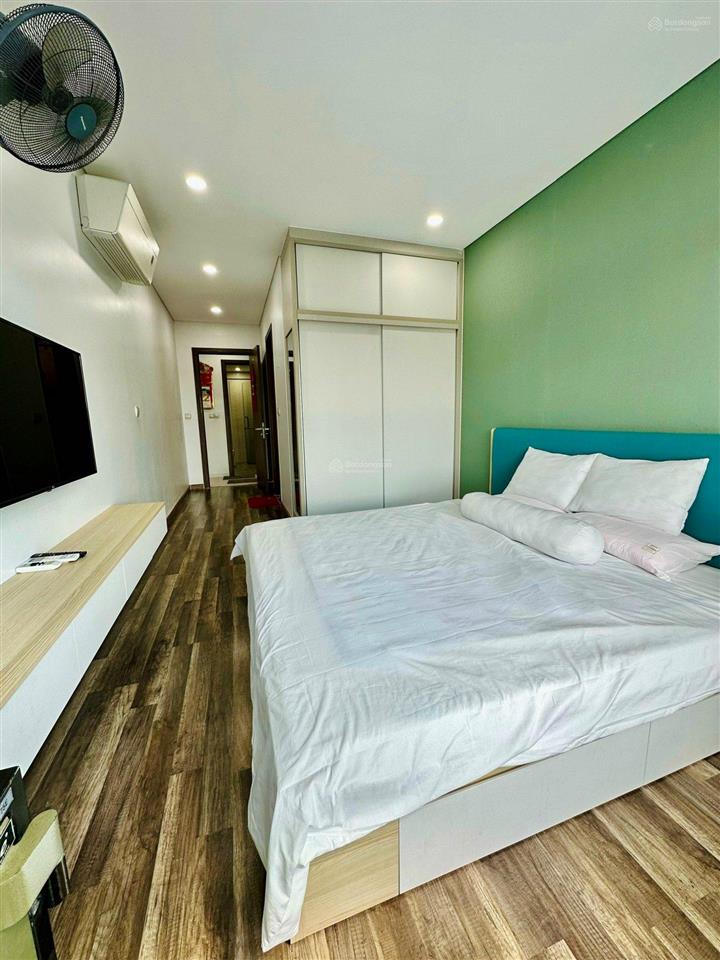 Chính chủ cho thuê căn hộ 2pn terra royal  q3  giá 18 triệu/tháng.  0935 252 ***