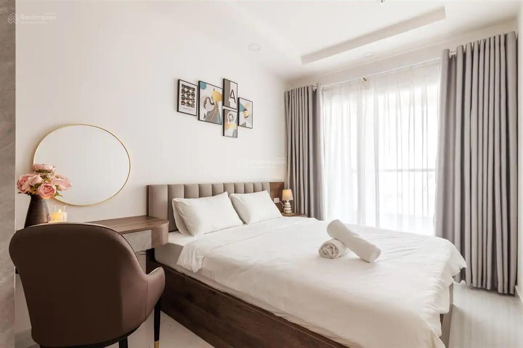 Bán gấp ch terra royal 72m2, 2pn 2wc giá 8,2 tỷ giá quá tốt.  chủ đầu tư 0935 252 ***