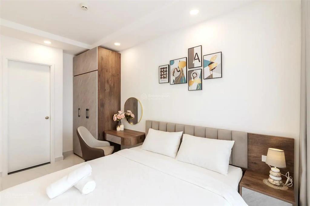 Bán gấp ch terra royal 72m2, 2pn 2wc giá 8,2 tỷ giá quá tốt.  chủ đầu tư 0935 252 ***
