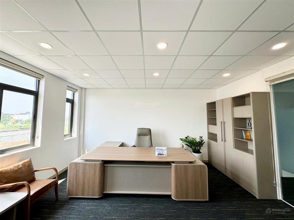 Cho thuê văn phòng tại mặt tiền đường song hành lakeview city, 15 triệu, 50m2, dễ nhận diện