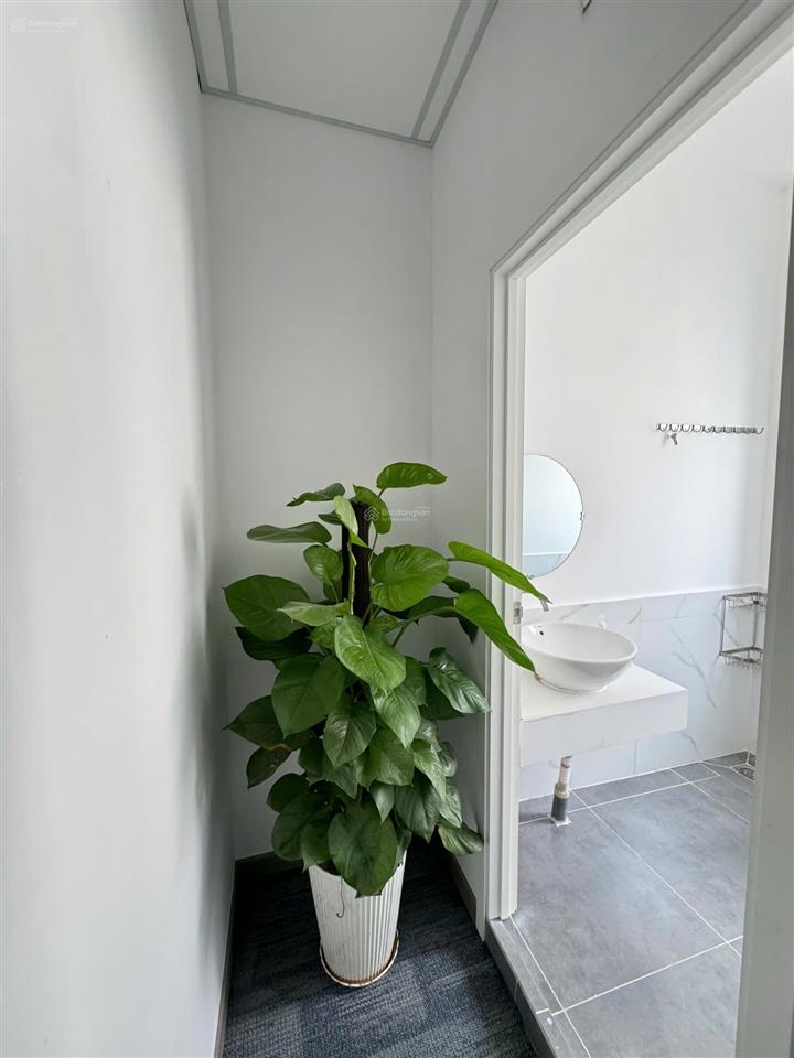 Cho thuê văn phòng tại mặt tiền đường song hành lakeview city, 15 triệu, 50m2, dễ nhận diện