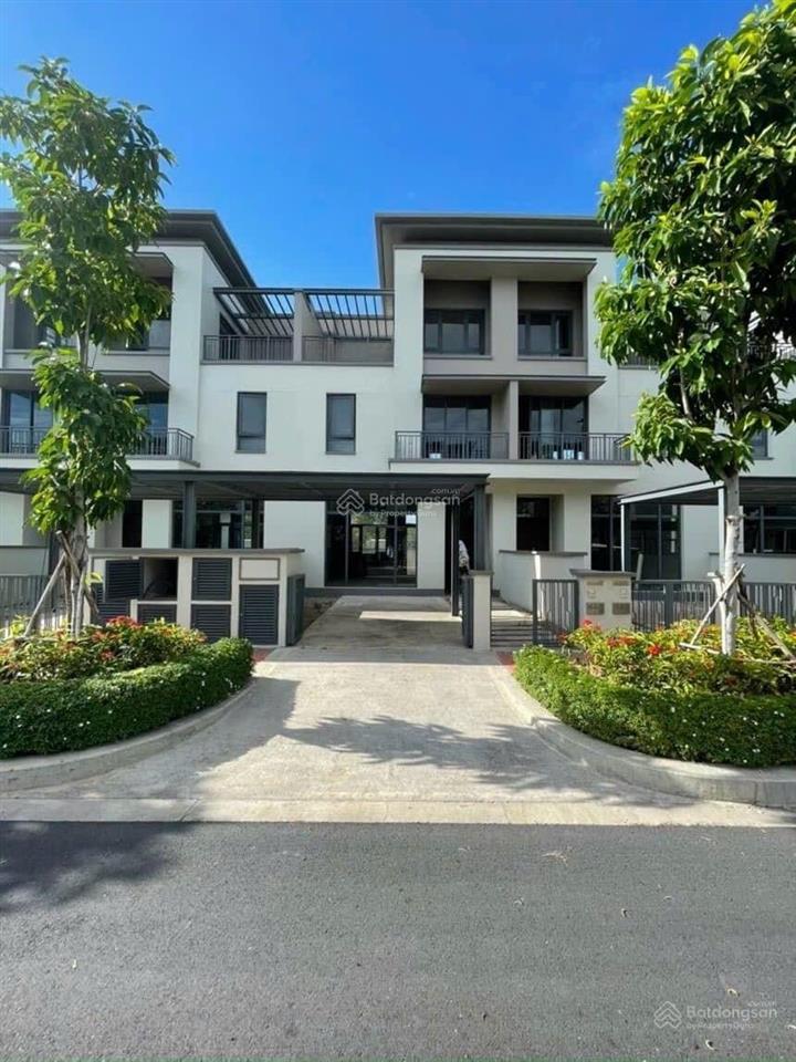 Bán gấp nhà phố big townhouse giá tốt