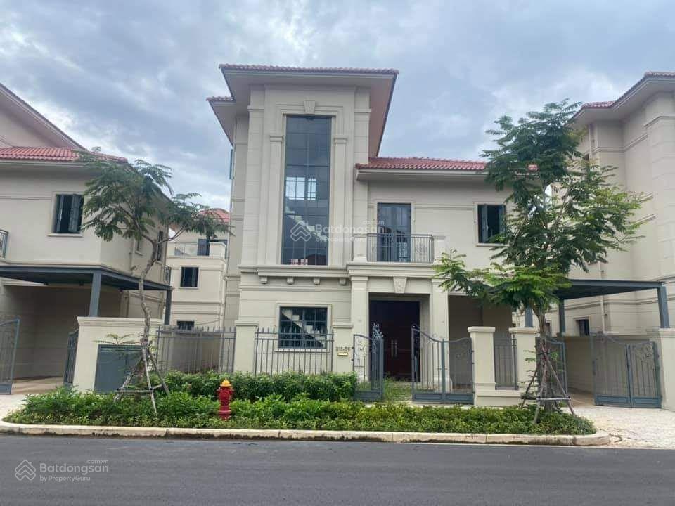 Cần bán gấp đơn lập 300m2, lịch thanh toán chậm, giá 12,5 tỷ