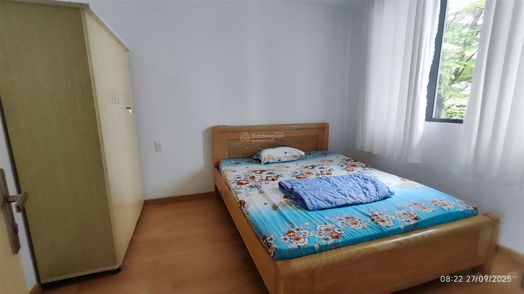 Cần bán nhà phố góc small townhouse 2 mặt đường full nội thất